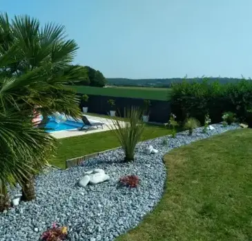 allée de jardin à Évellys - image 4