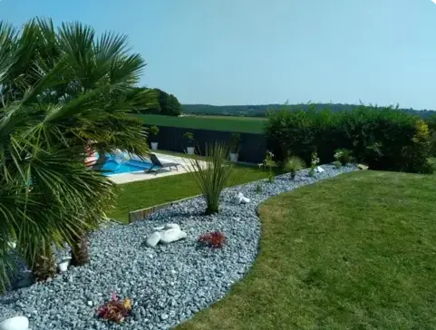 plantation à Noyal-Pontivy - image 3