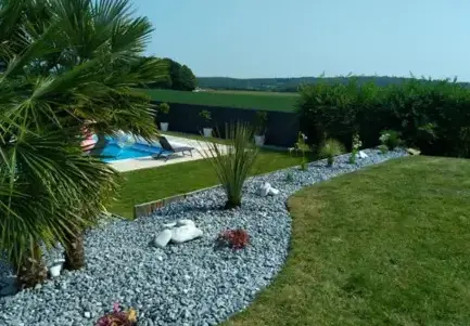 pose gazon synthétique à Baud - image 3