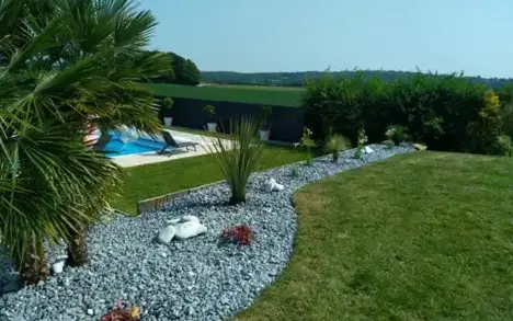 pose gazon synthétique à Pluvigner - image 3